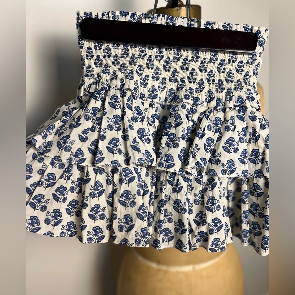 Janie & Jack blue and cream floral smocked skirt size 8